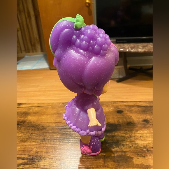 Bubble Trouble Grape Fun Doll - Picture 7 of 7